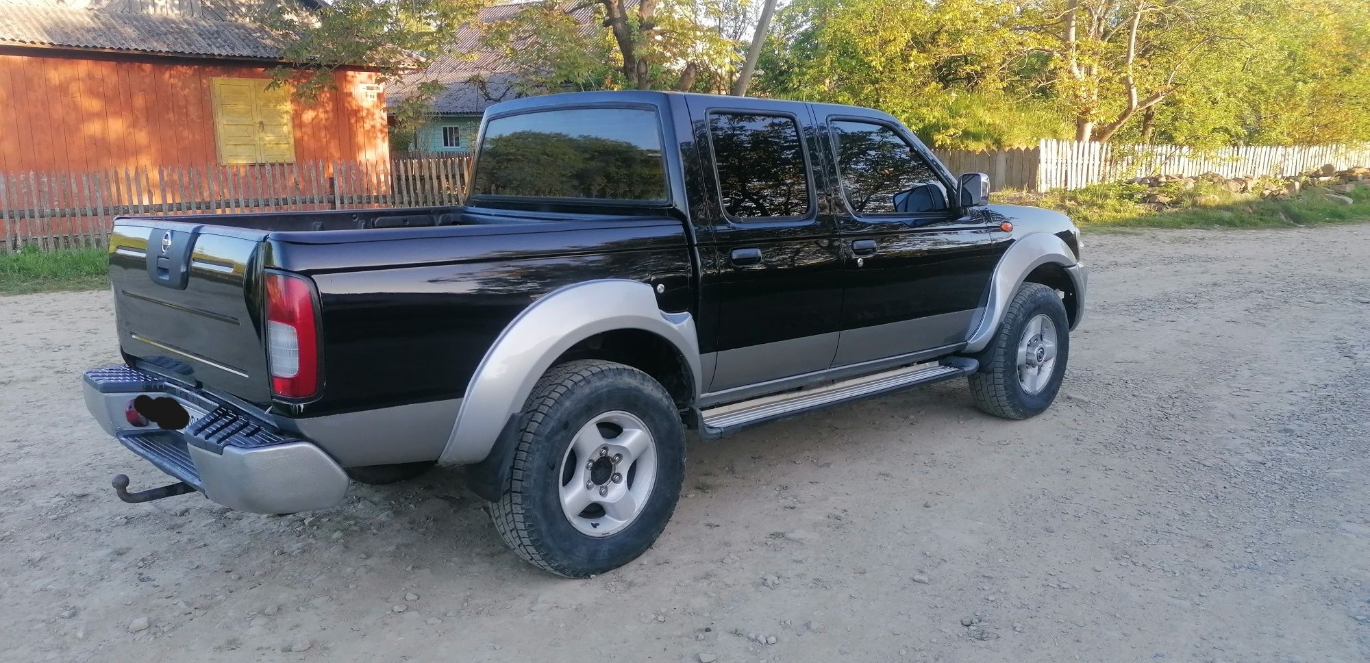 Nissan Navara 2.5TDI