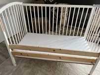 Berço-cama bebé adaptada