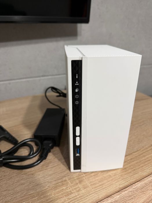 Serwer dysk sieciowy plików QNAP TS-233 Dysk 2T