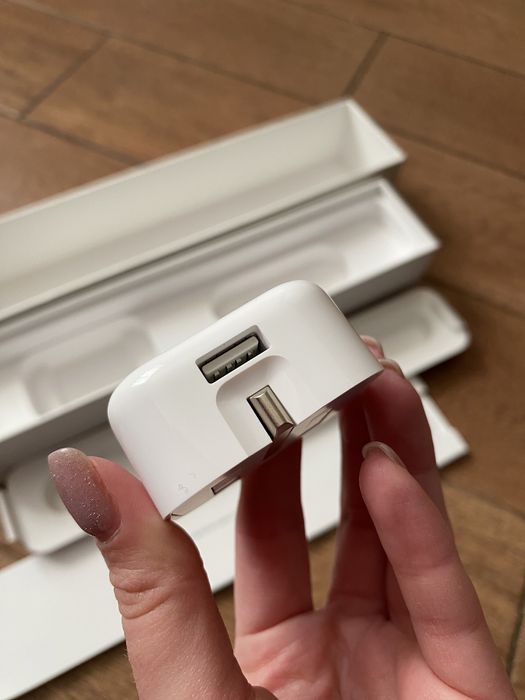 Коробка  + запасний ремінець + блочок