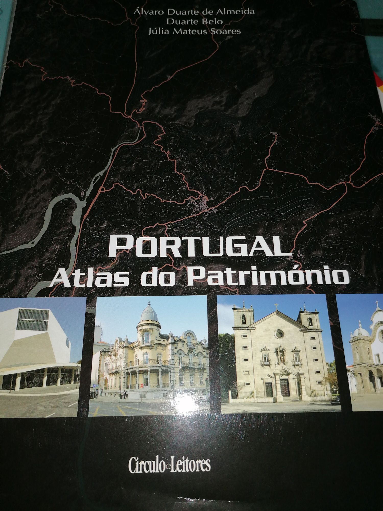 Coleção 12 volumes Portugal Património + Atlas - por estrear