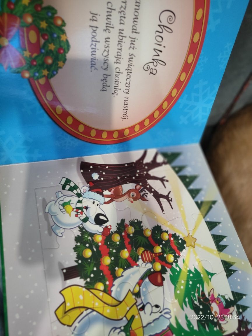 Książka nadchodzą święta z puzzlami