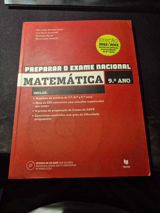 Vários livros de apoios a Matemática e Português