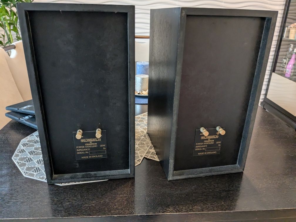 Kolumny celestion concertino