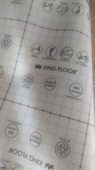 Лінолеум сірого кольору.Самовивоз.