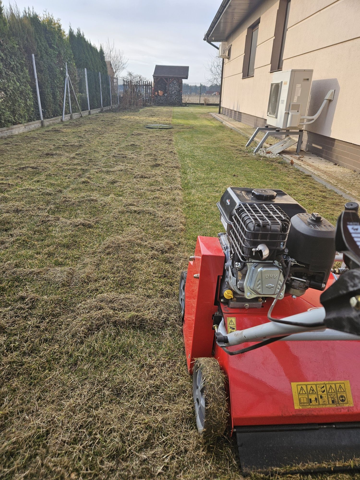 Aerator rurkowy wertykulator piaskarka wynajem  usługi Ogrodnicze