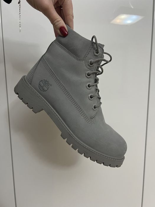 Nowe skórzane buty damskie zimowe jesienne za kostkę Timberland