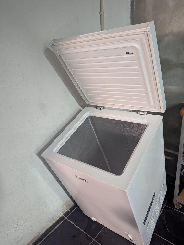 Arca Horizontal c/cesto KUNFT KCF5215 - 99 Litros