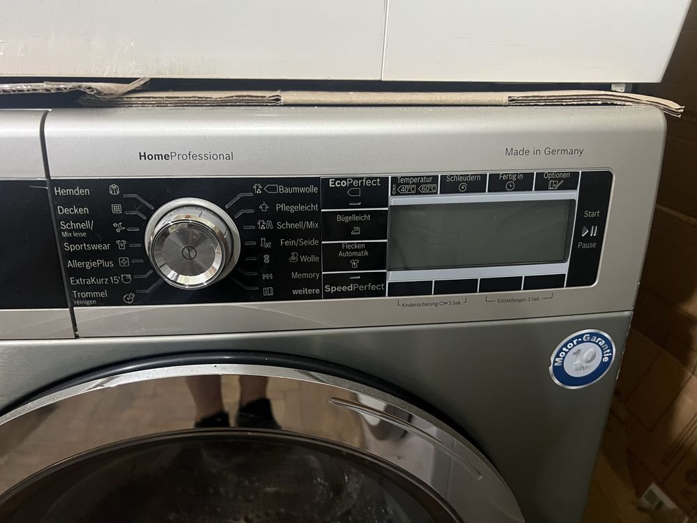 Пральна машина Bosch  WAY327X0 HomeProfessional Німеччина
