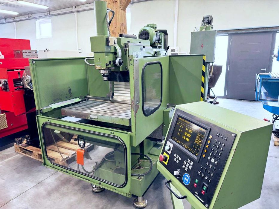 Frezarka uniwersalna AVIA FNF 40C |stan oryginalny | zobacz FILM