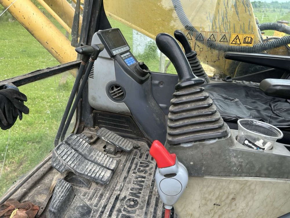Ескаватор Komatsu PC 240NLC-8 2006