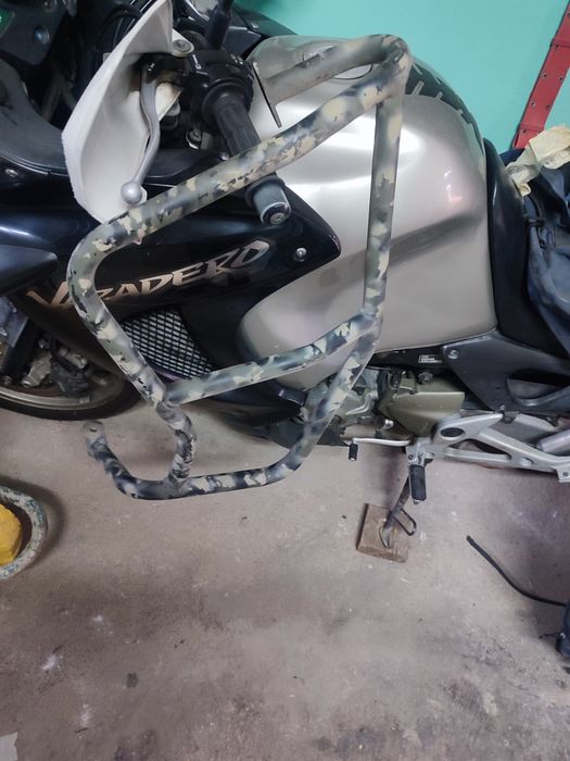 Crash bars Honda Varadero