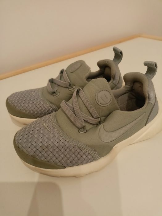 Adidasy materiałowe