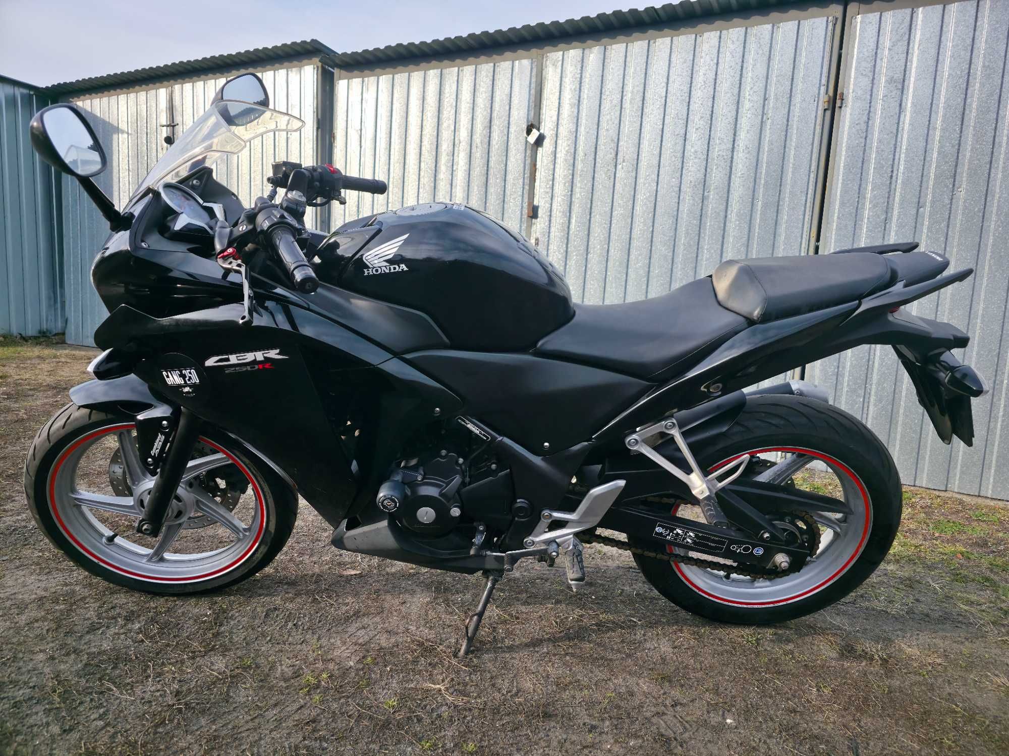 Honda CBR250RA MC41 2011