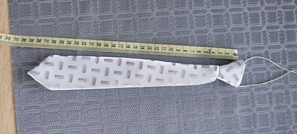 krawat chłopięcy dziecięcy około 29 cm