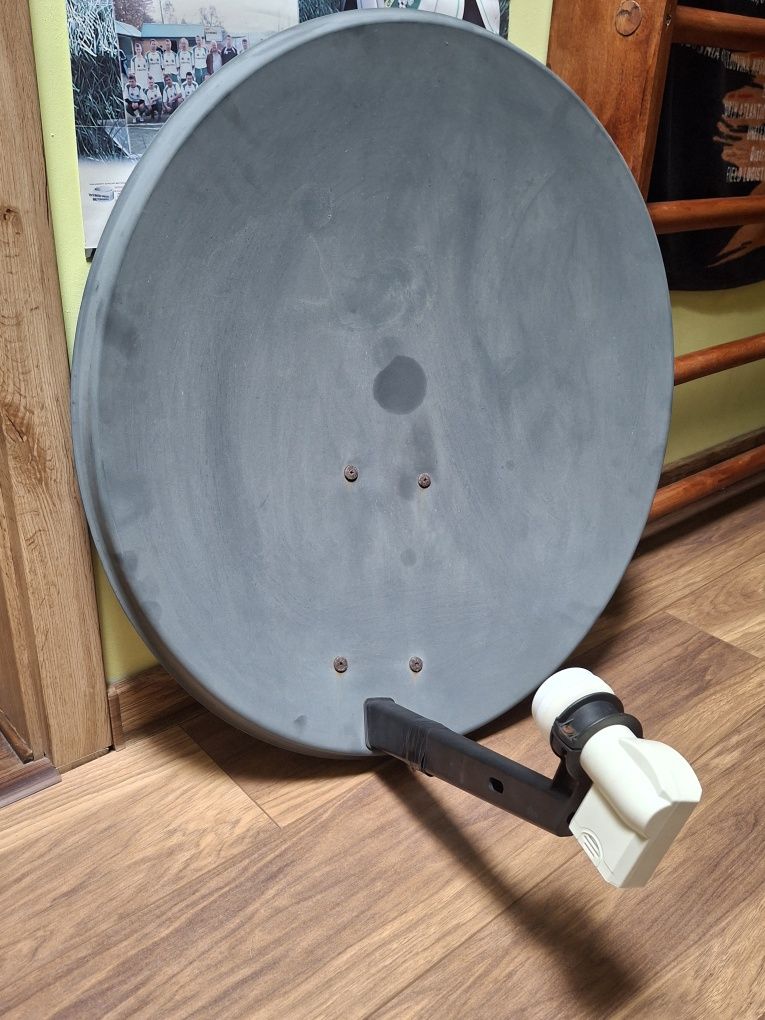 Sprzedam telewizor z zestawem