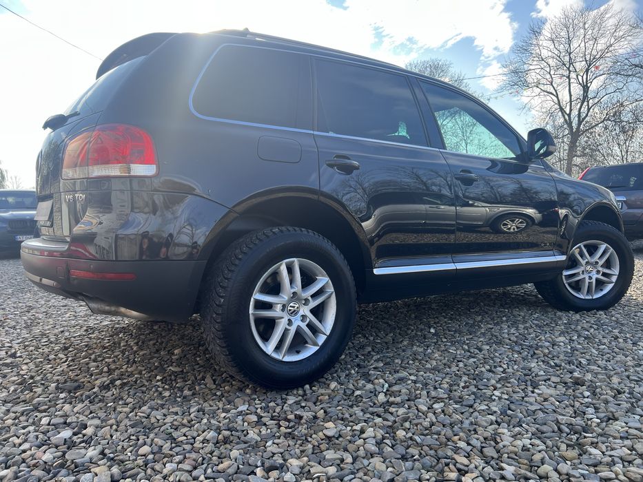 Машина в дуже гарному стані як технічно так і візуально