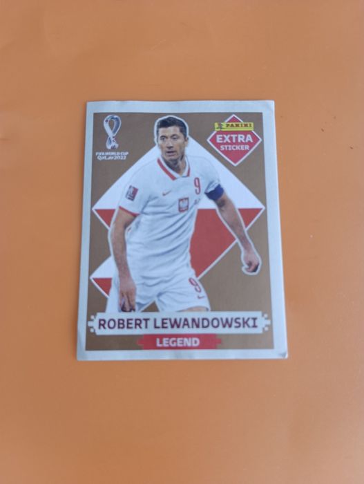 Cromo dourado Robert lewandowski