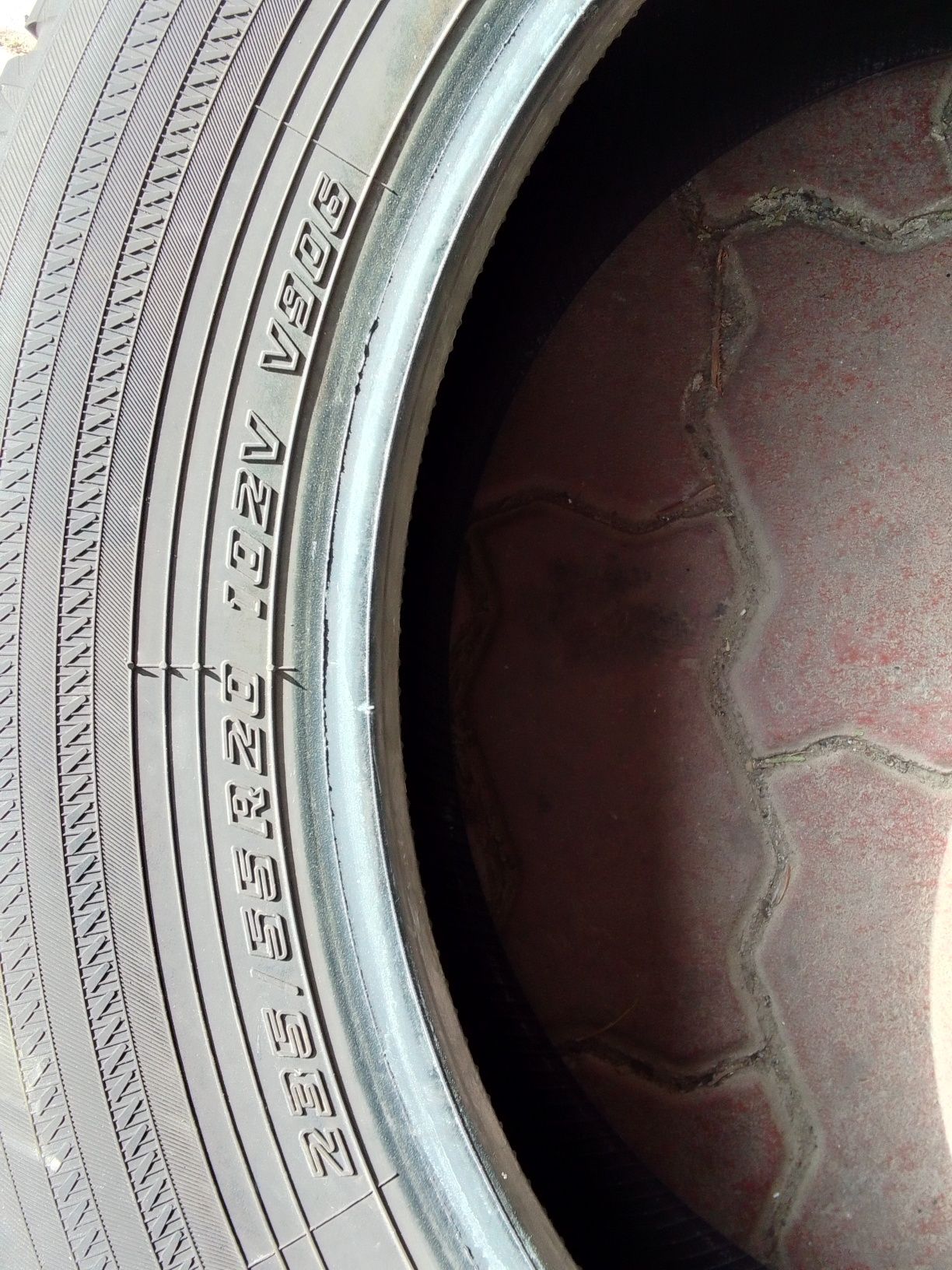Opona zimowa 235/55r20 YOKOHAMA 2023r 7mm
