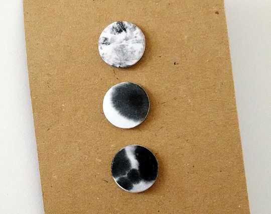 Brincos luas três brincos diferentes