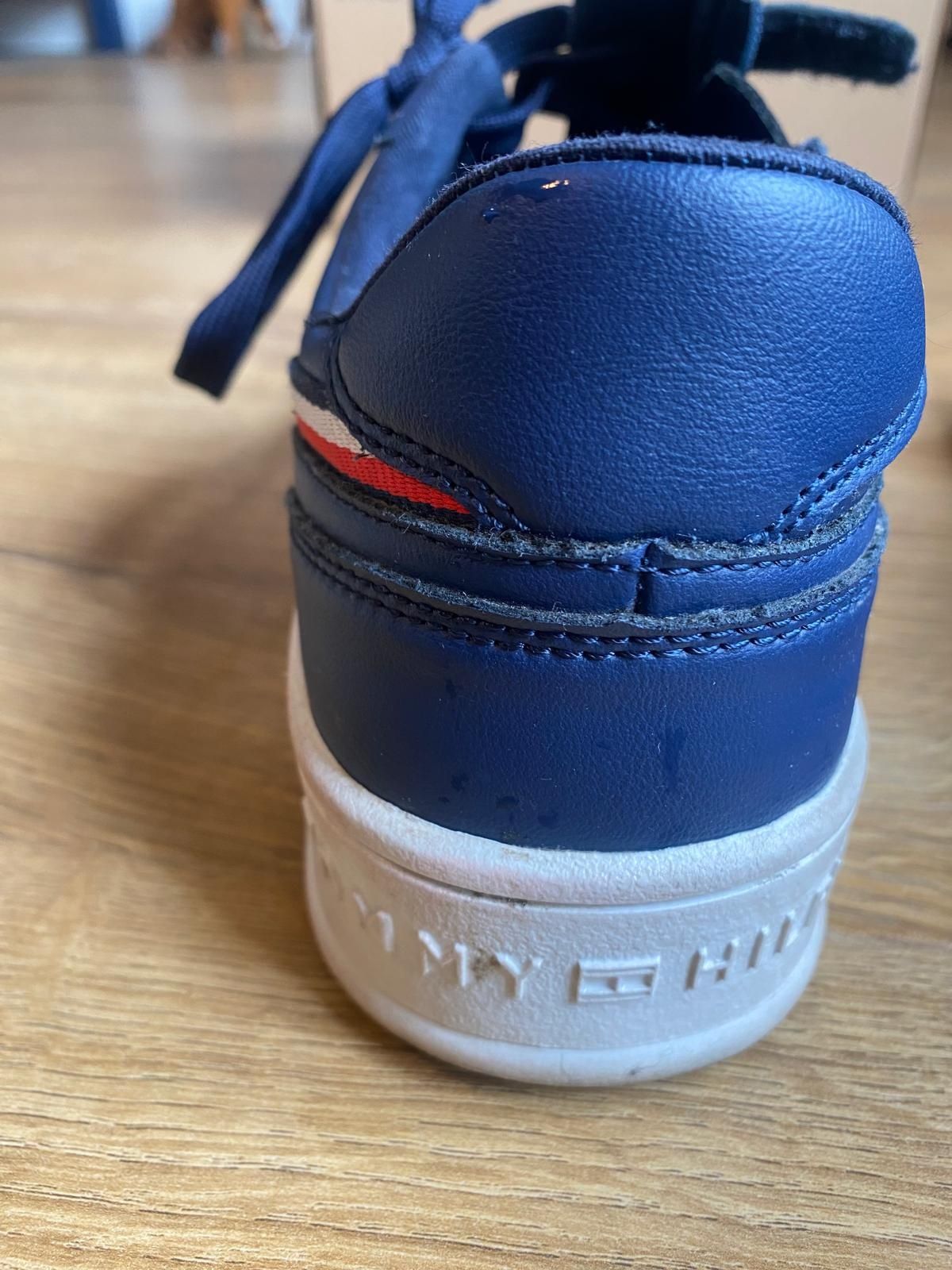 Sneakersy Tommy Hilfiger super stan wkładka 27 cm