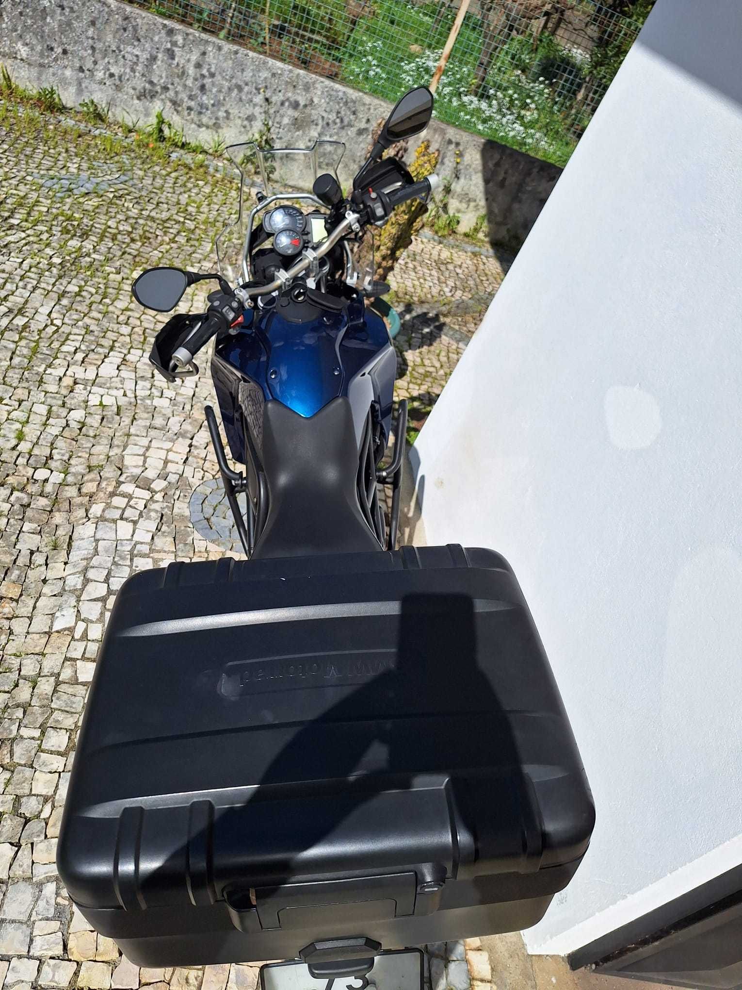 BMW F650GS (800cc)