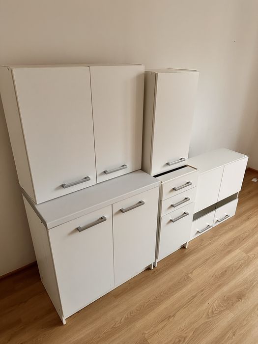 Szafki kuchenne białe