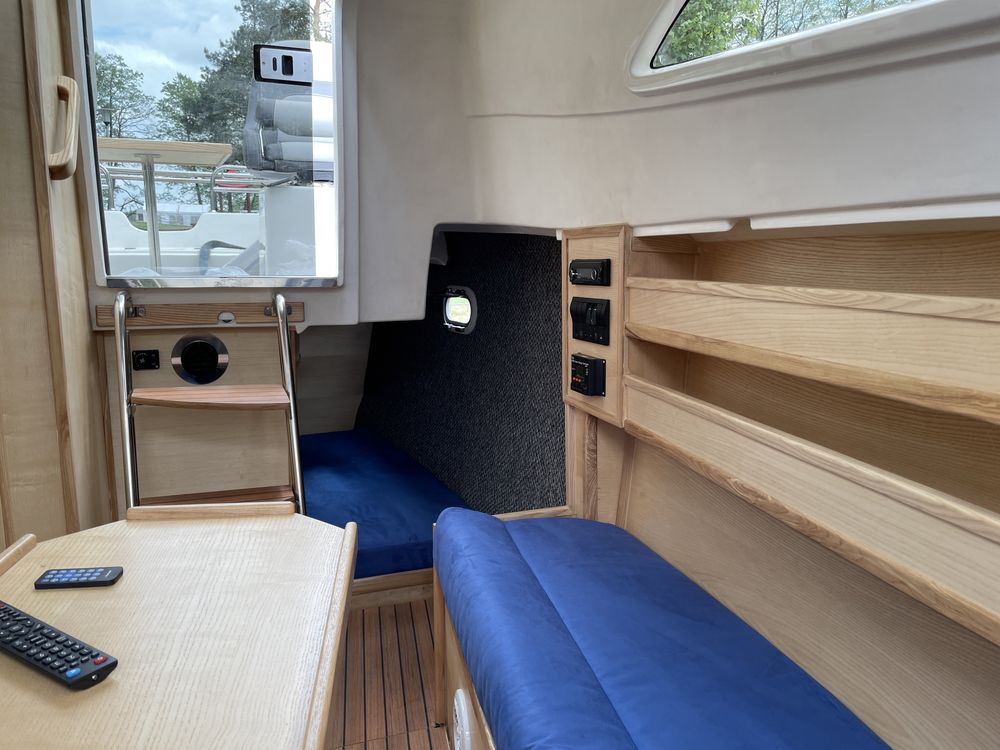 Wynajem Czarter łodzi motorowej Houseboat , Milomłyn , Jeziorak