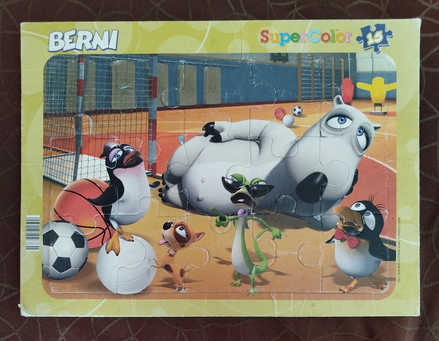 Brinquedos diversos,2 puzzles,livro 3D Animais