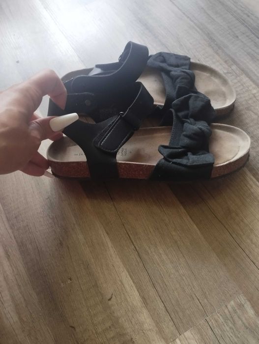 Sandały Reserved 38