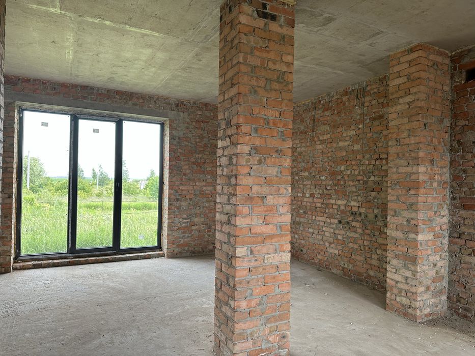 Продаж котеджа масив Криниченька, Зоопарк