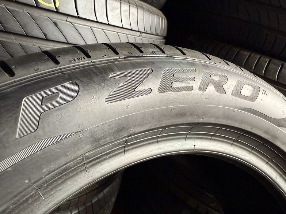 Літні шини 235/50 R19 Pirelli PZero 4шт. 7,5мм 2022