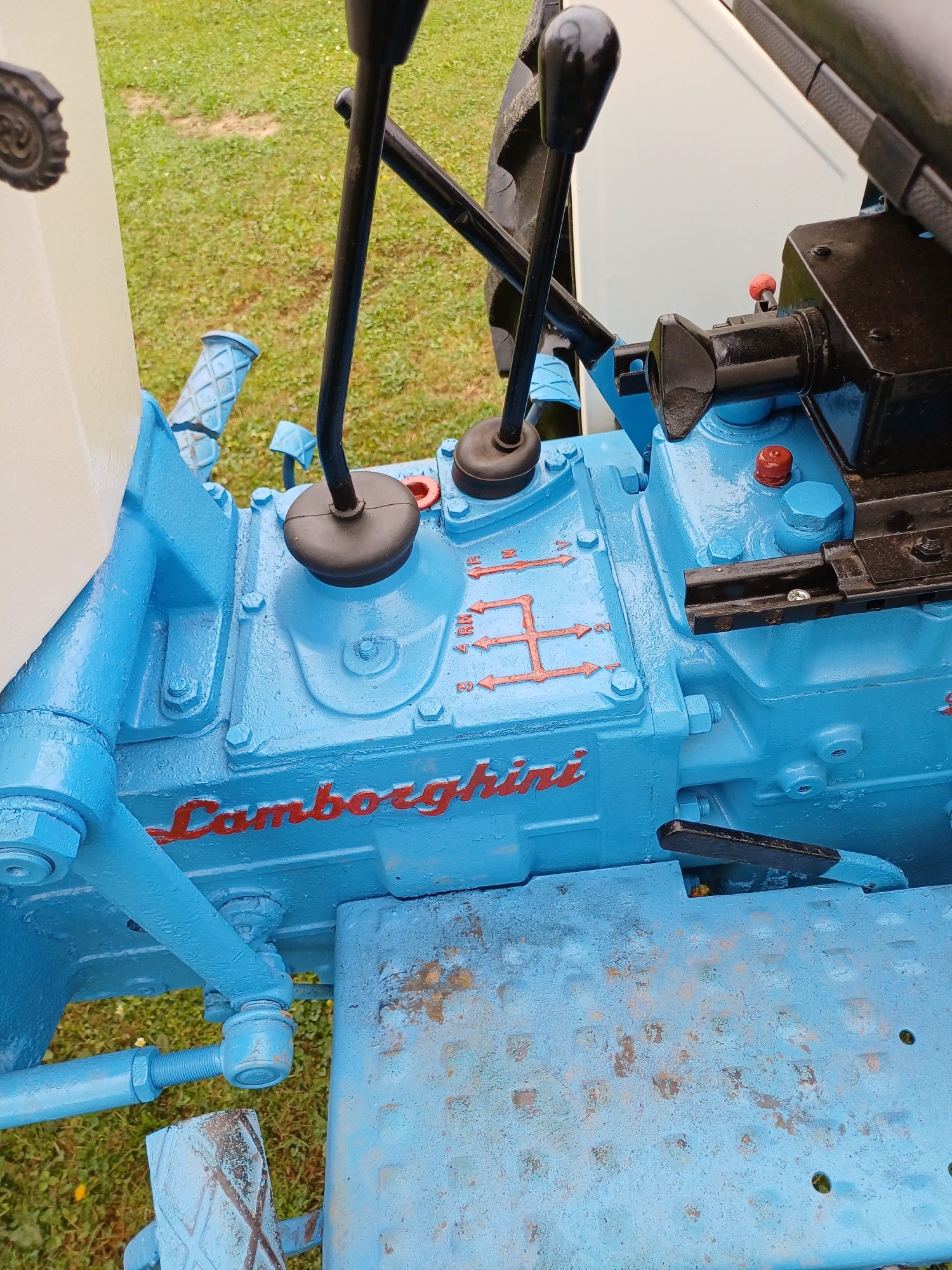 Ciagnik traktor Lamborghini R503Dt
