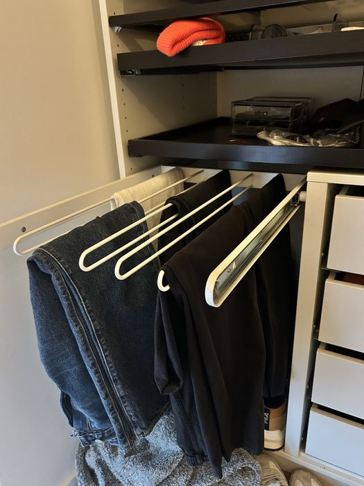 Gavetas e divisorias com calceiro ikea pax