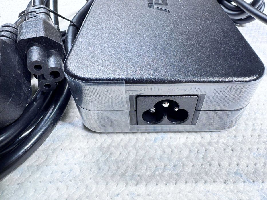 Оригінальний блок живлення Asus 19.5V 9.23A 180W 5.5*2.5 (ADP-180MB F)