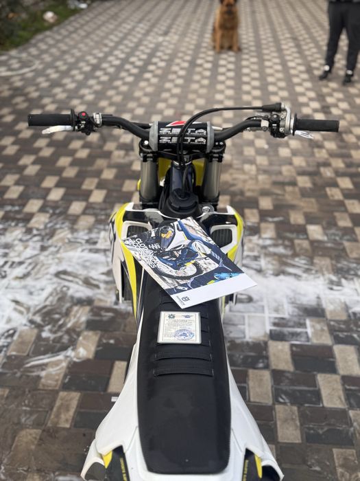 Продам мотоцикл (Кросс) Husqvarna fc450 2019