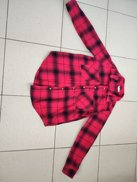 Koszula czarna w kratę z długim rękawem rozmiar 140