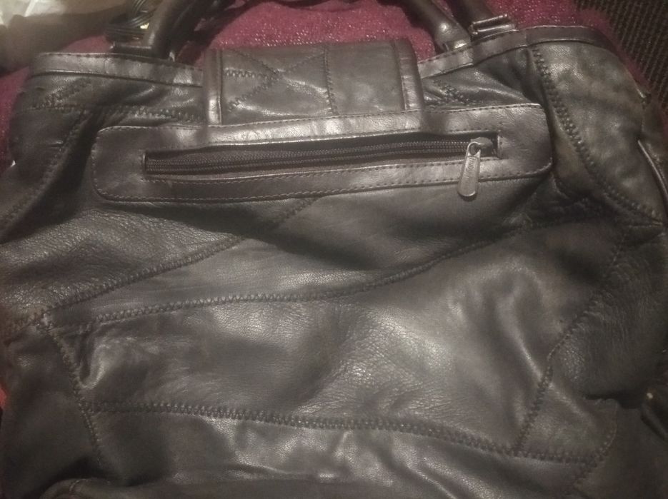 сумку женскую продам черную
