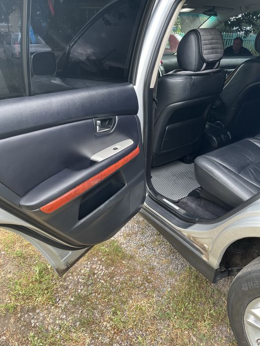 Продам Lexus RX400 h