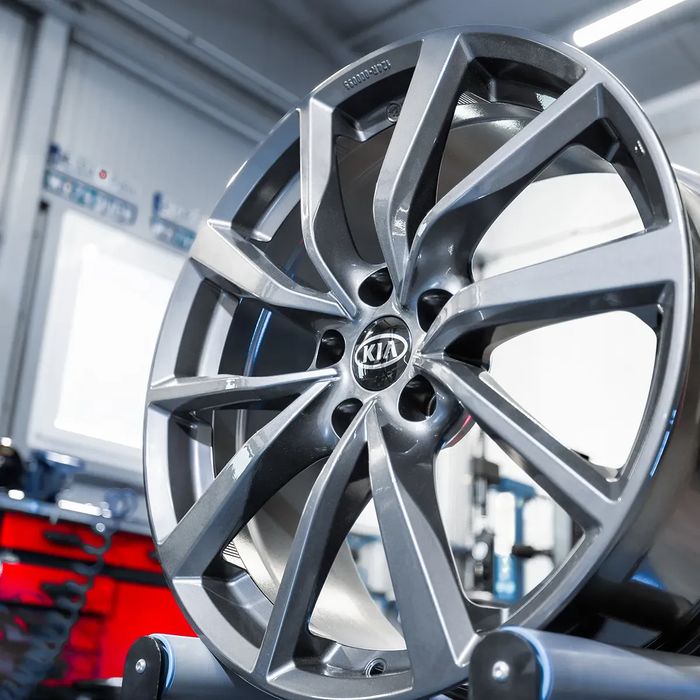 Fabrycznie Nowe Oryginalne Felgi MAK 19" KIA STINGER