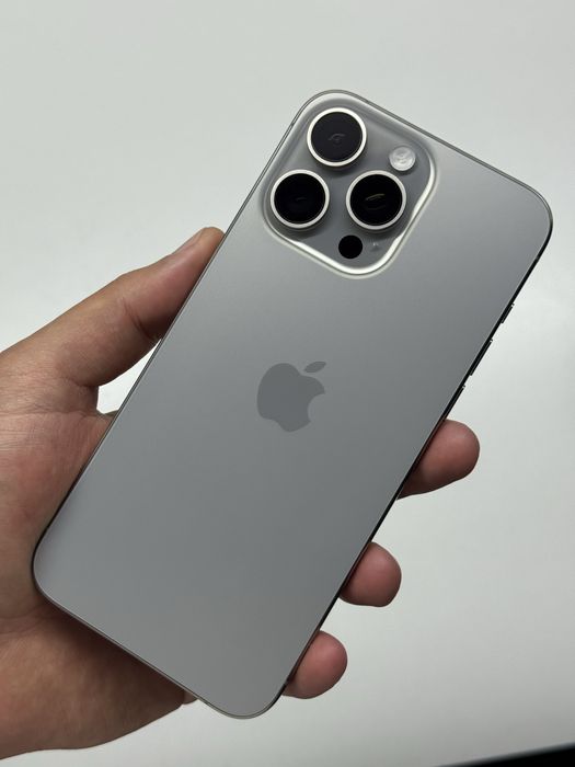 iPhone 15 Pro Max 256 ГБ як новий гарантія магазину 3 місяці