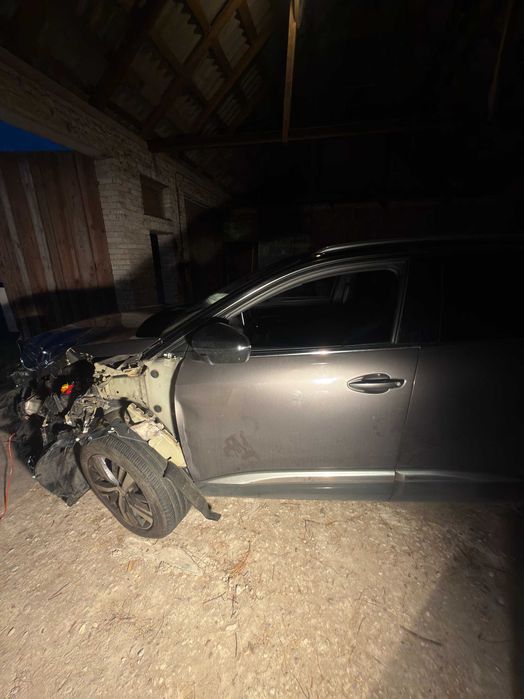 Peugeot 3008 1.5 BlueHDi 130KM • Uszkodzony • 2018 • Okazja
