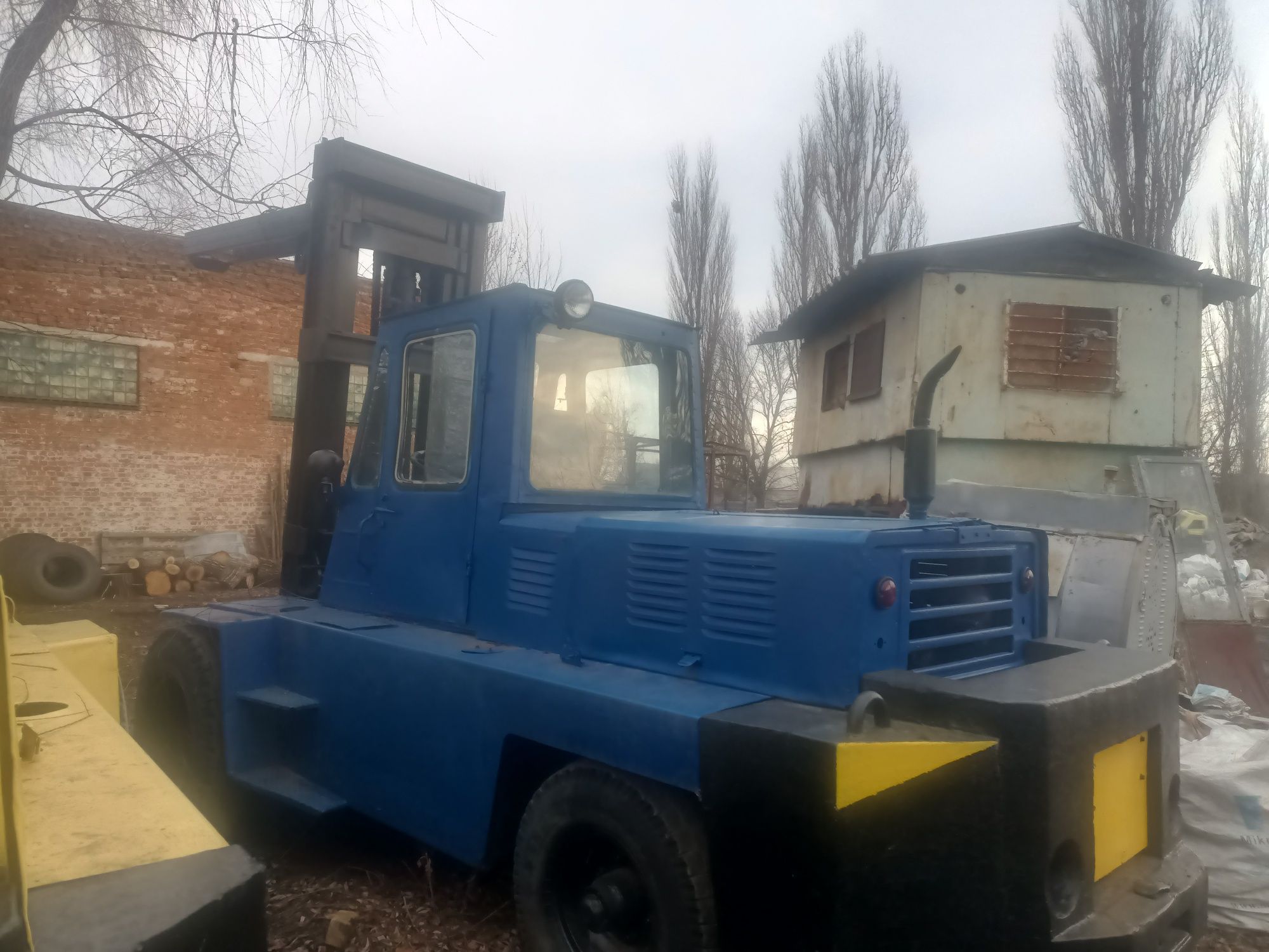 Продам львівський навантажувач, погрущик львовский, кара