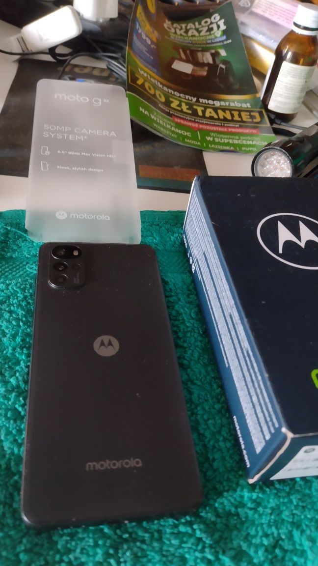 Motorola G22,, 4GB RAM/64 GD dysk, 5000mAh, kamera tylna50/13 mln pix.