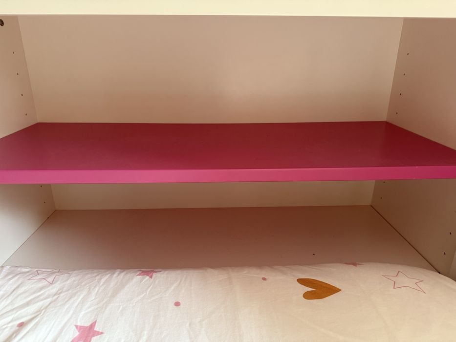 Beliche infantil de dois pisos