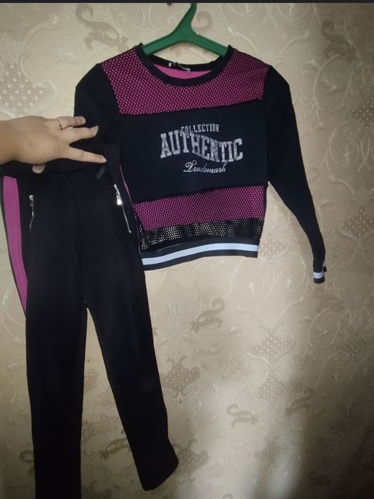 Одяг на дівчинку