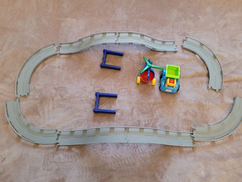 Zestaw dla chłopca, auta, śmieciarka, garaże, parking, lawety