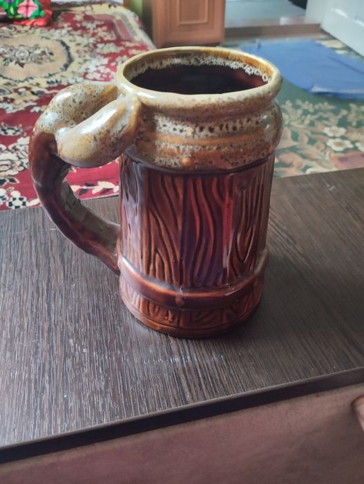 Продам бокал фарфоровий