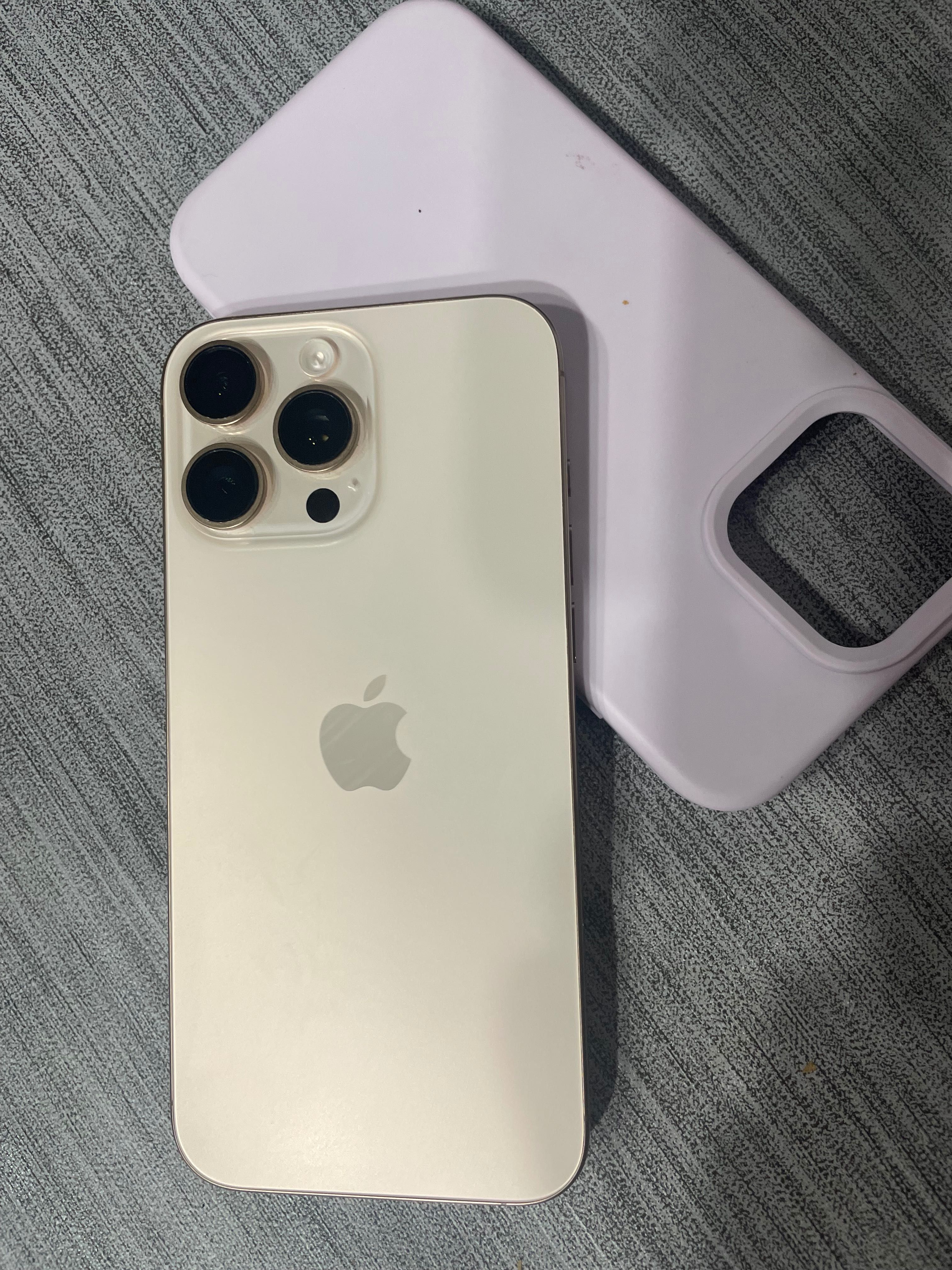 Vendo / troco iPhone 16 PRO MAX Desert Titanium