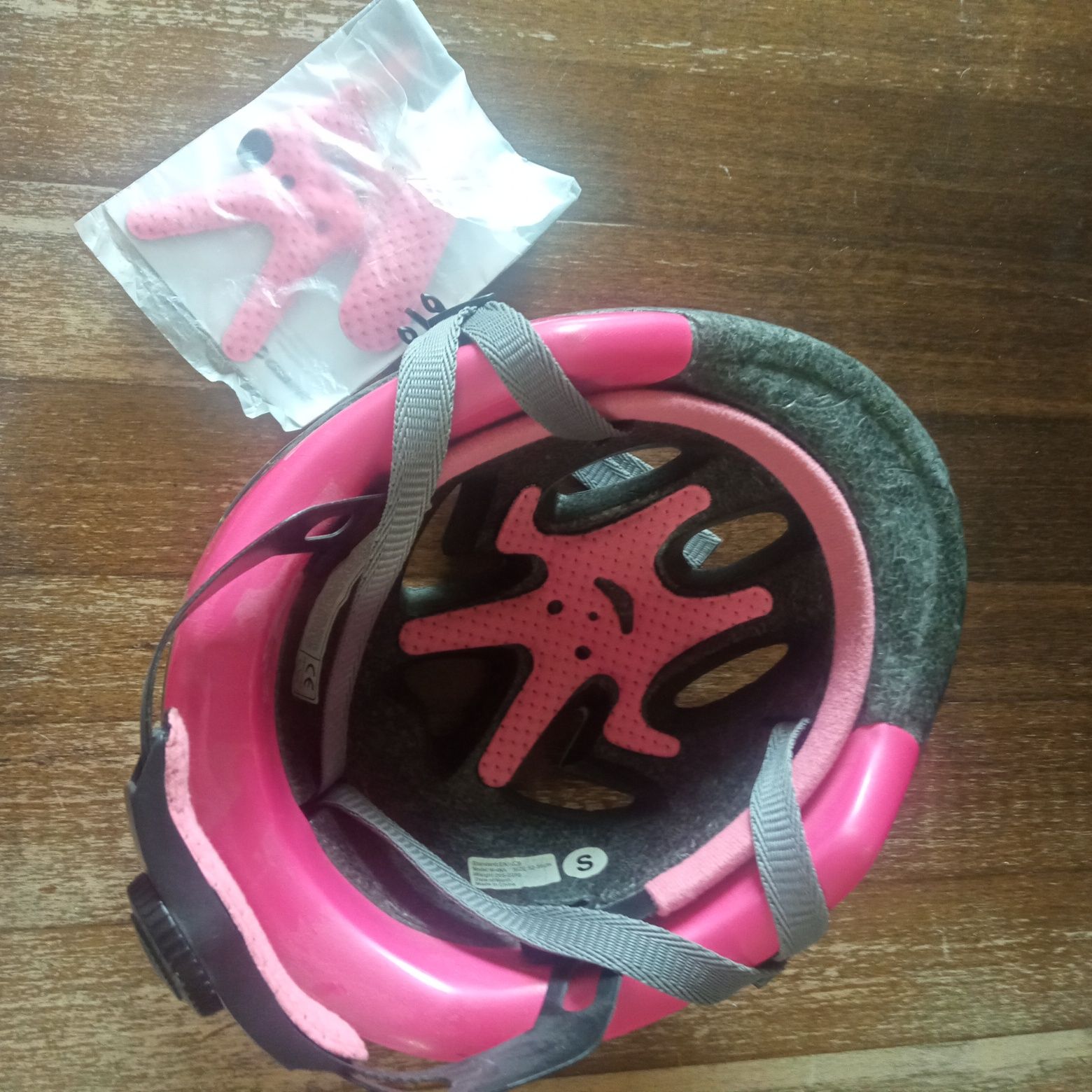Kask rowerowy dziecięcy 4-7  lat rozmiar s  (52-56cm)